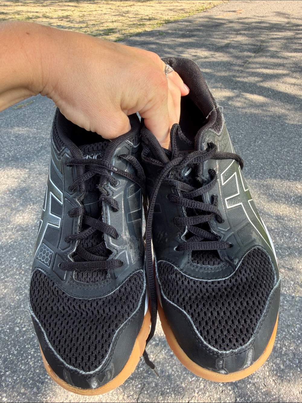 ASICS Volleyball Shoes - Picture 4 of 6